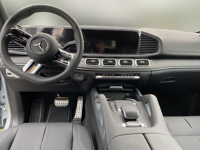 Mercedes GLS 450d 4matic AMG | facelift | skladem | české předváděcí auto | ihned k předání | maximální výbava | luxusní naftové SUV | online autosalon | AUTOiBUY.com